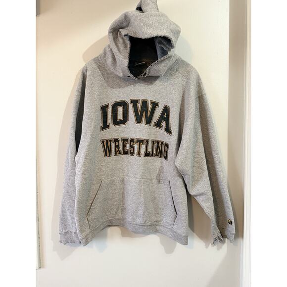 Vintage Iowa Hawkeyes Wrestling Grey Mens Large Hoodie Y2K Cotton Exchange - Picture 1 of 10